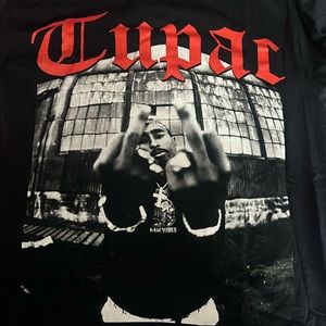 Tupac shirt